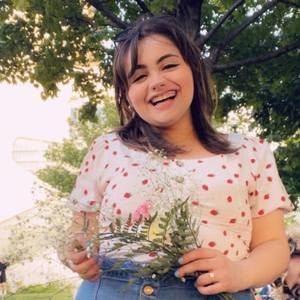 Meet your Posher, Antonella